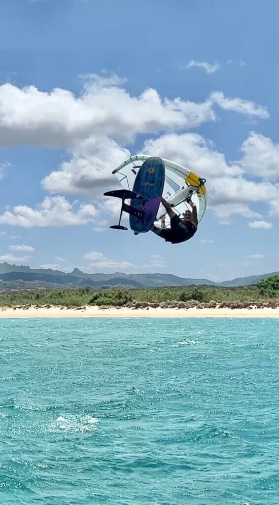 Wingfoil Cruise or Wingfoil shorebased Holiday? how to choose